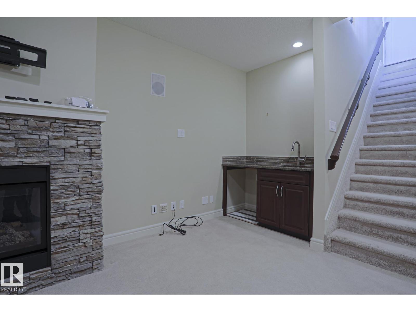 2315 ASHCRAFT CAPE CA SW, Edmonton