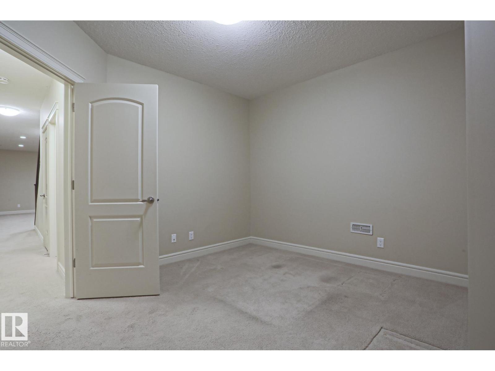 2315 ASHCRAFT CAPE CA SW, Edmonton