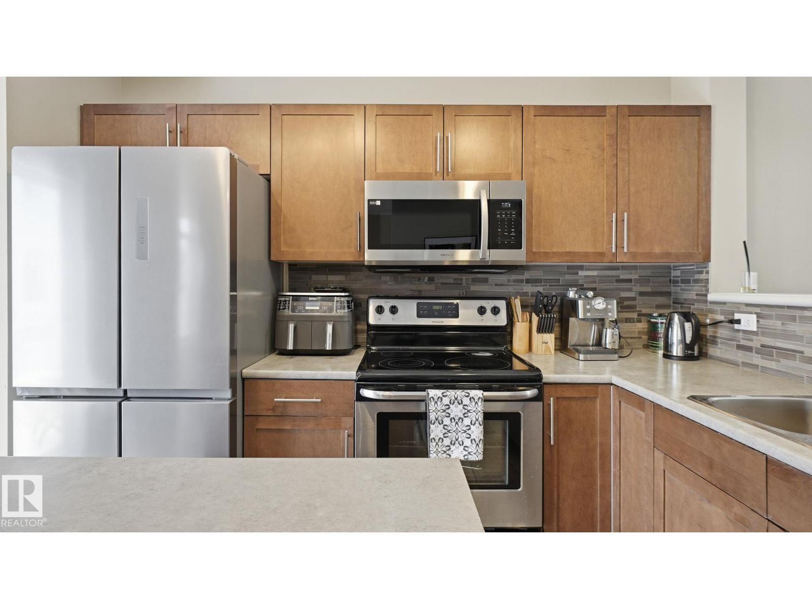 #169 1804 70 st SW, Edmonton