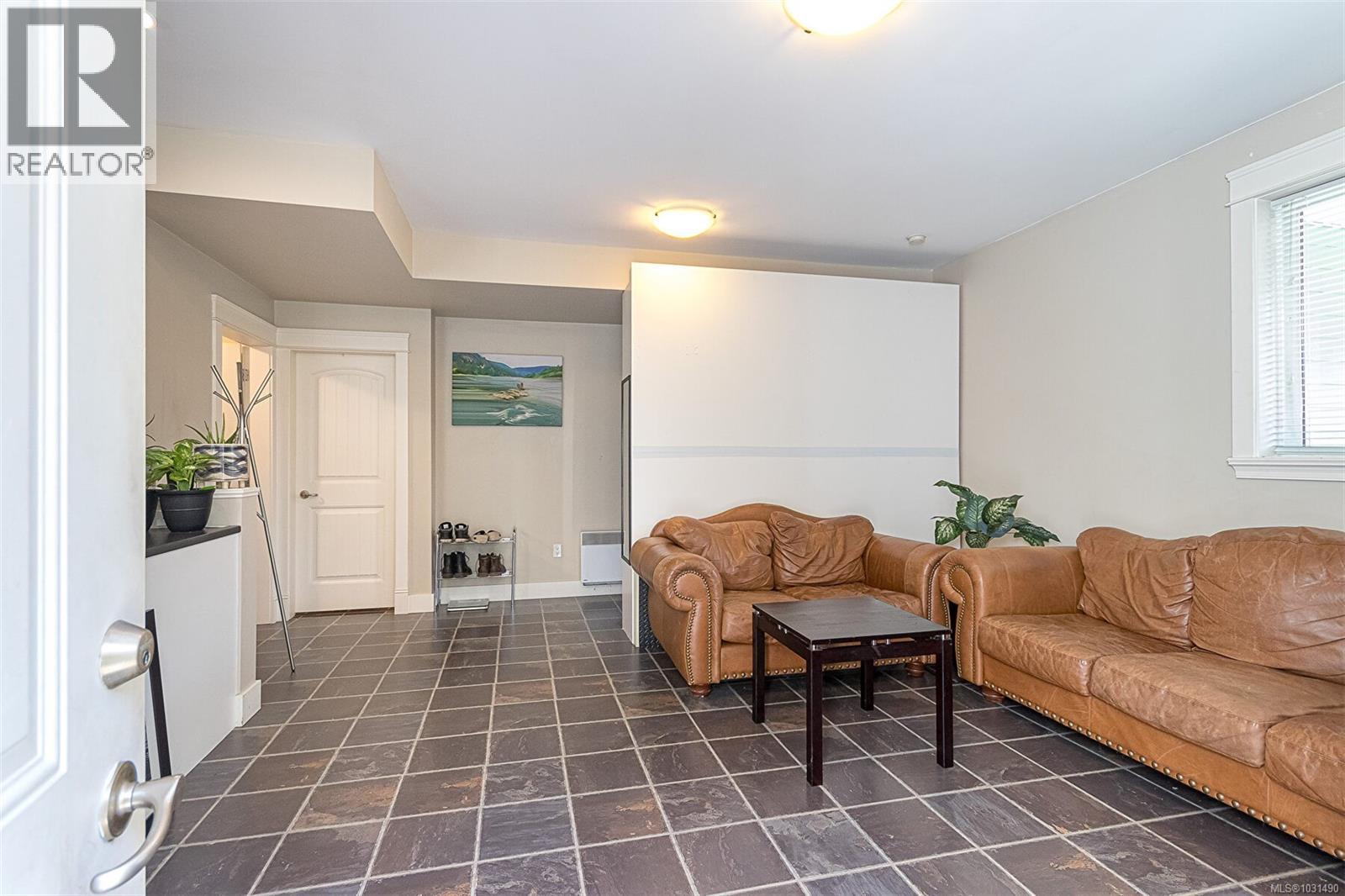 1143 Natures Gate, Langford