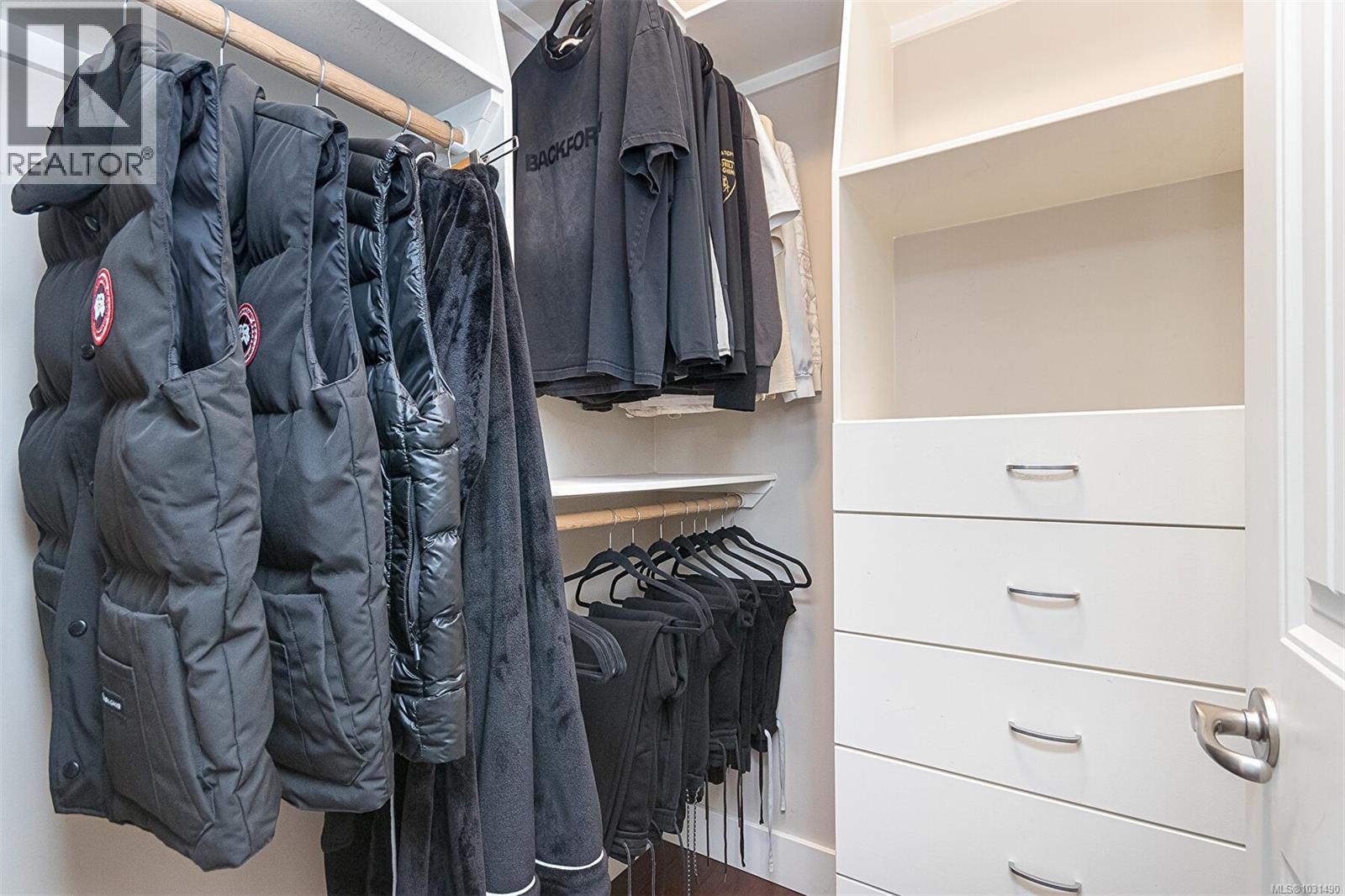 1143 Natures Gate, Langford