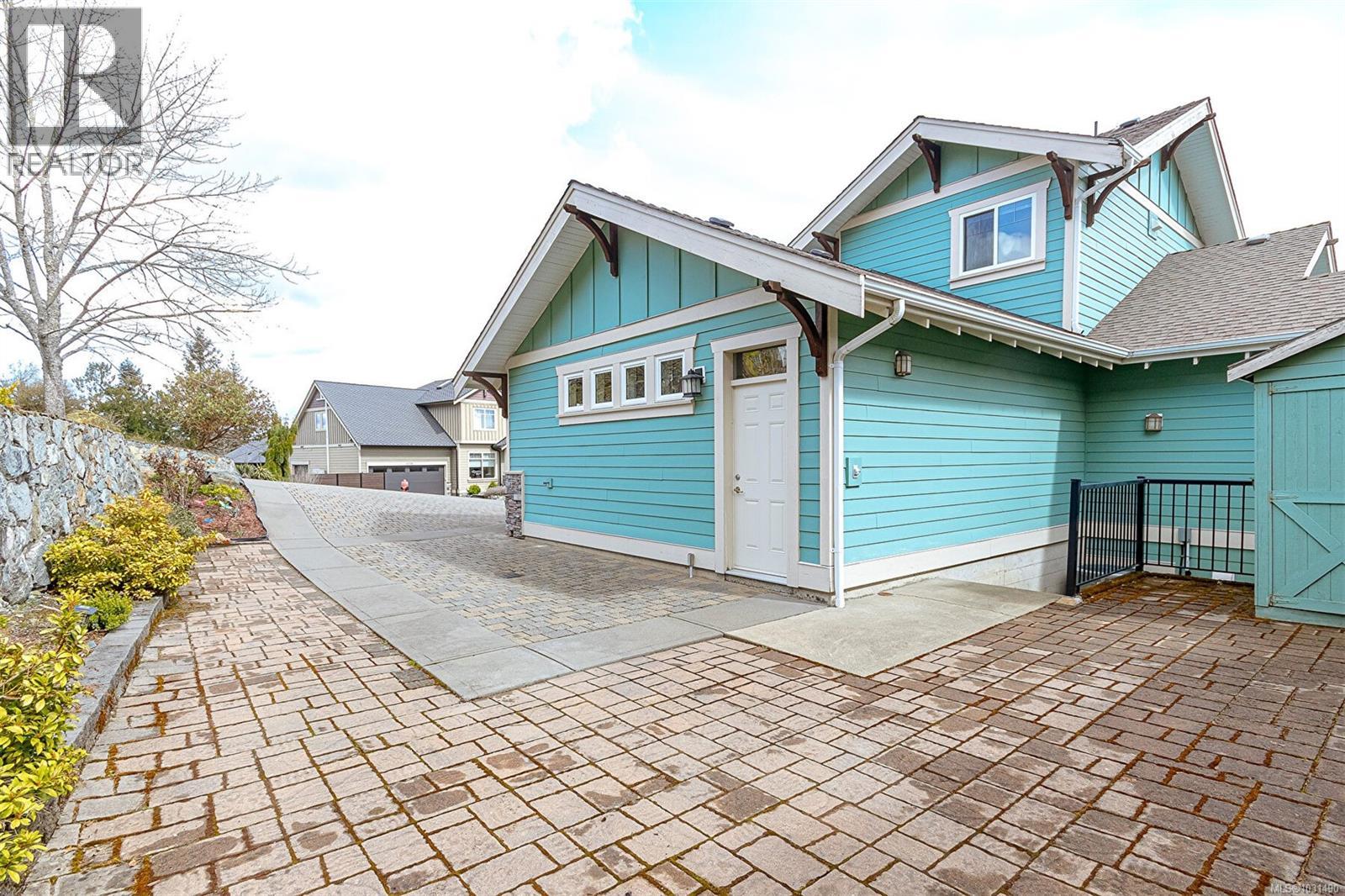 1143 Natures Gate, Langford