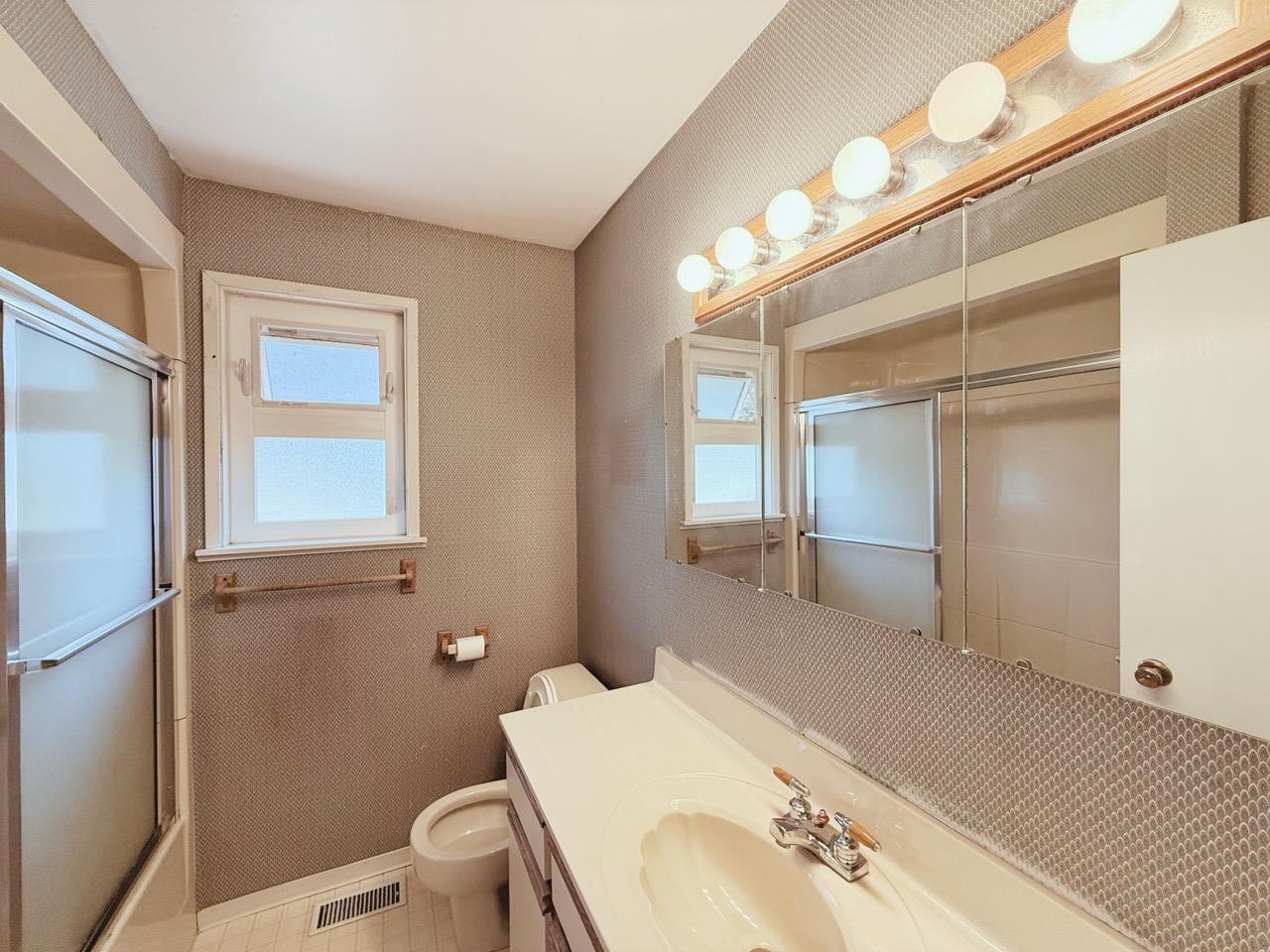 16930 23 AVENUE, Surrey