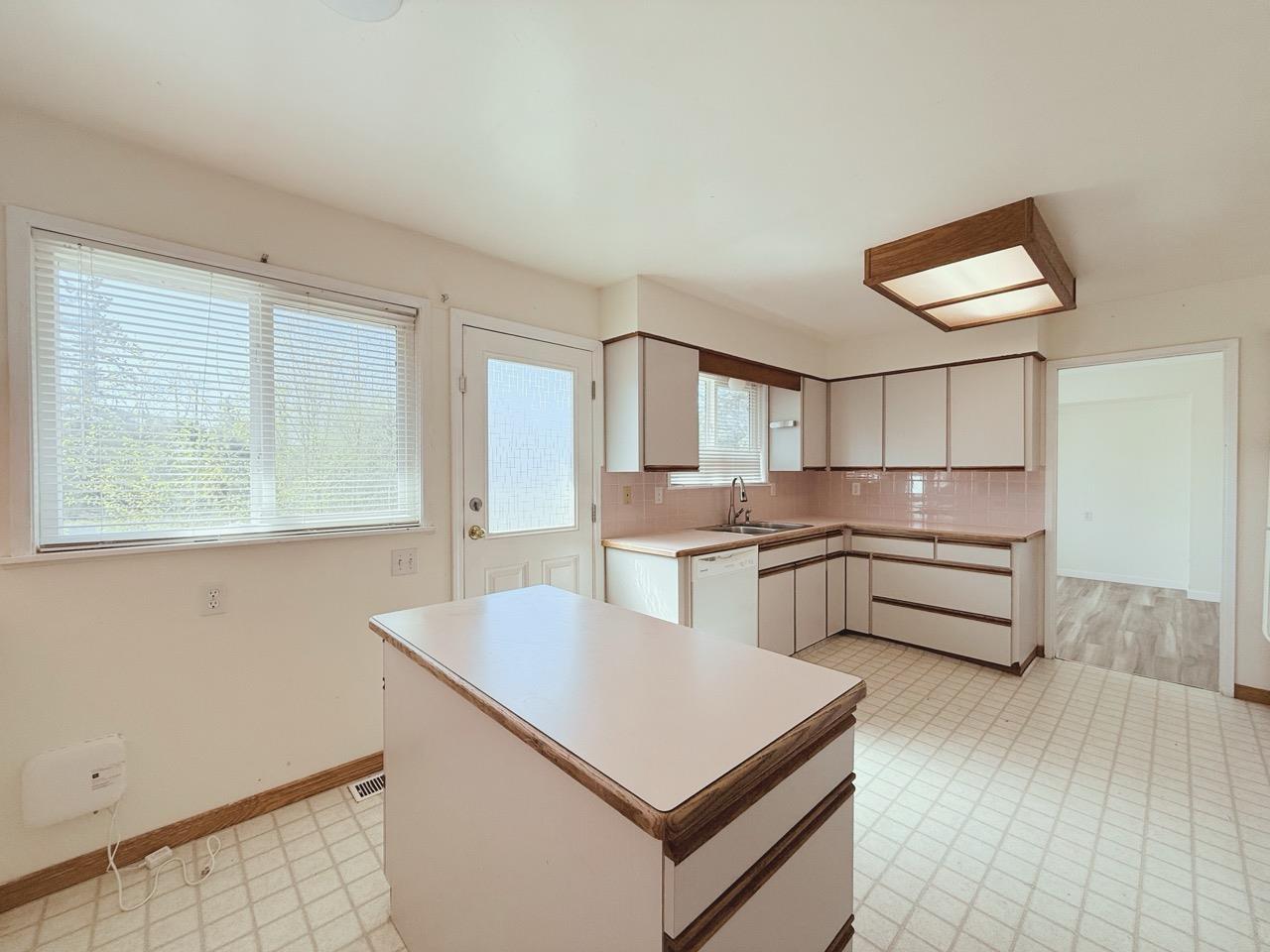 16930 23 AVENUE, Surrey