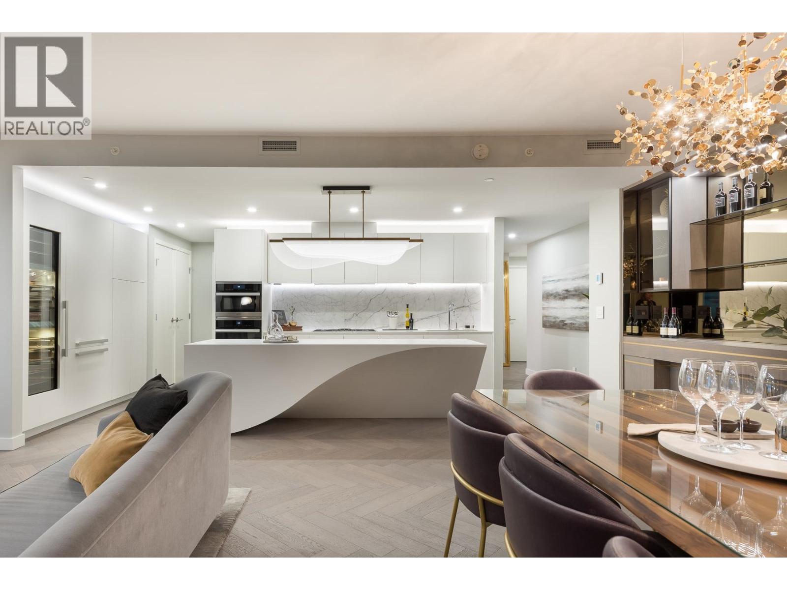 4806 1480 HOWE STREET, Vancouver