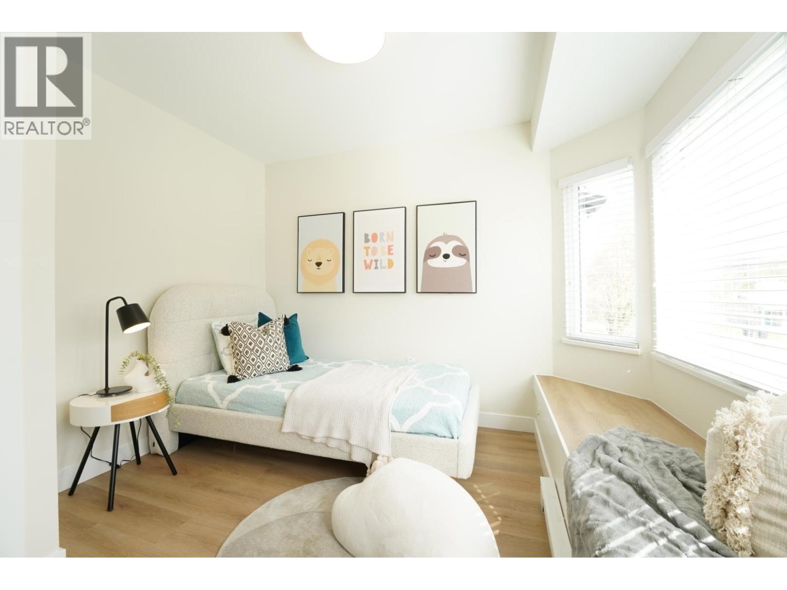 331 GARDEN DRIVE, Vancouver