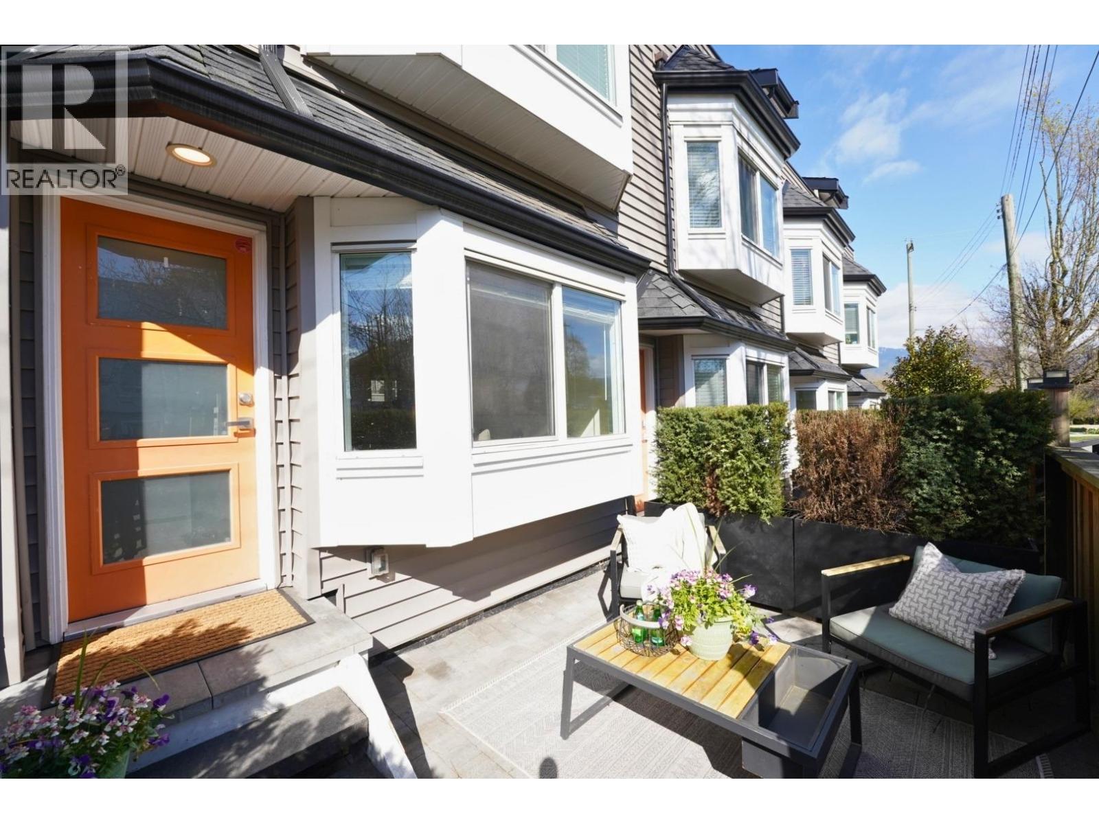 331 GARDEN DRIVE, Vancouver