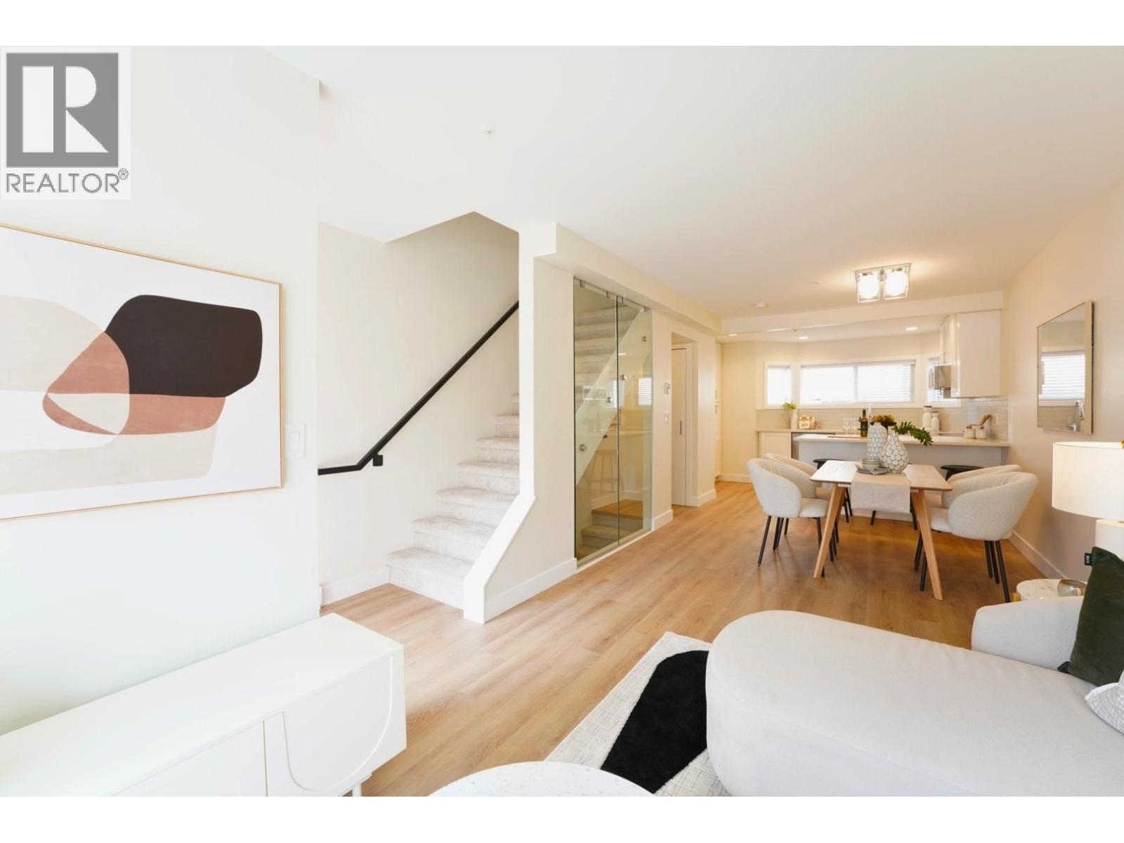 331 GARDEN DRIVE, Vancouver