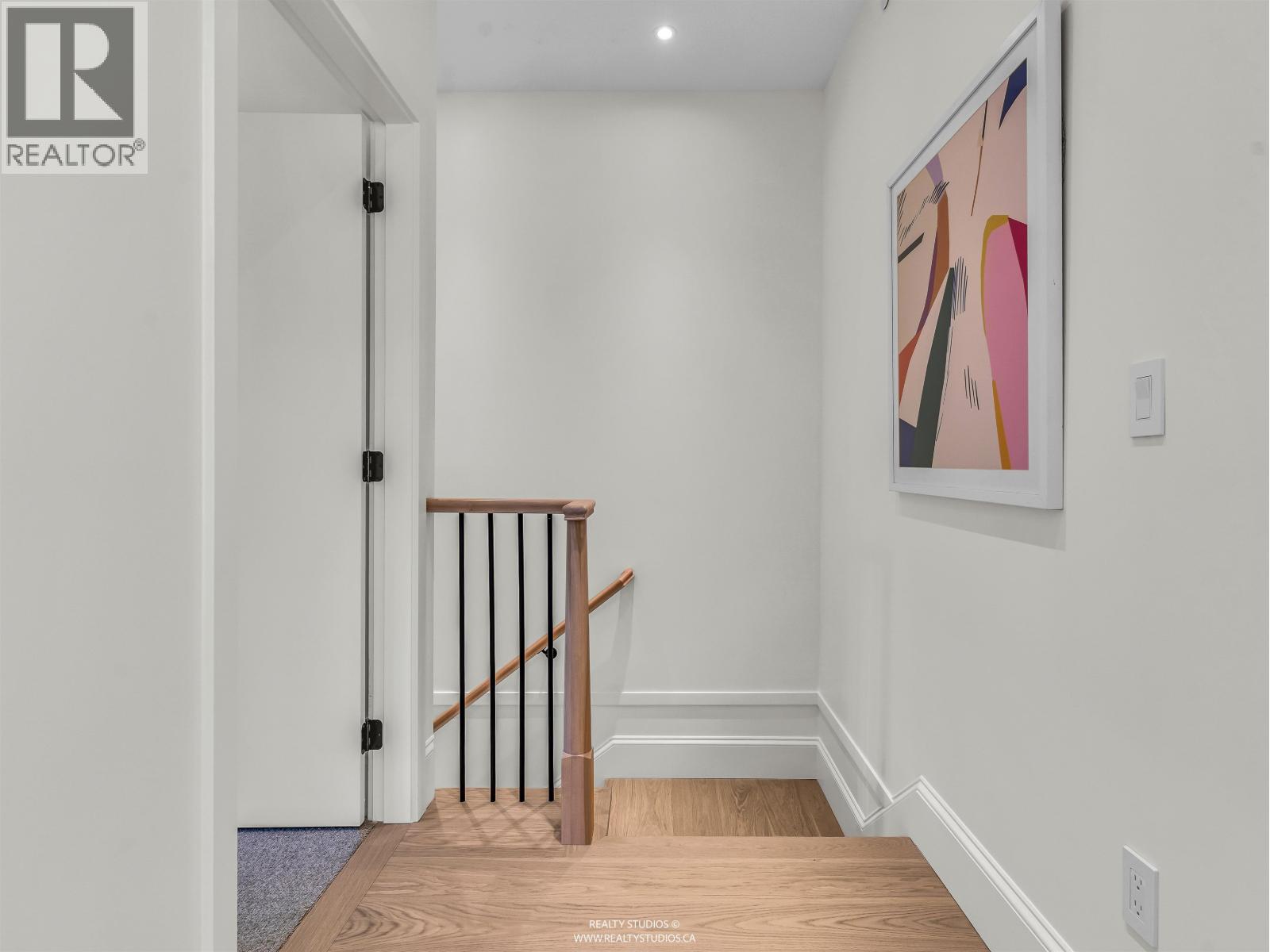 3 4088 MAPLE CRESCENT, Vancouver