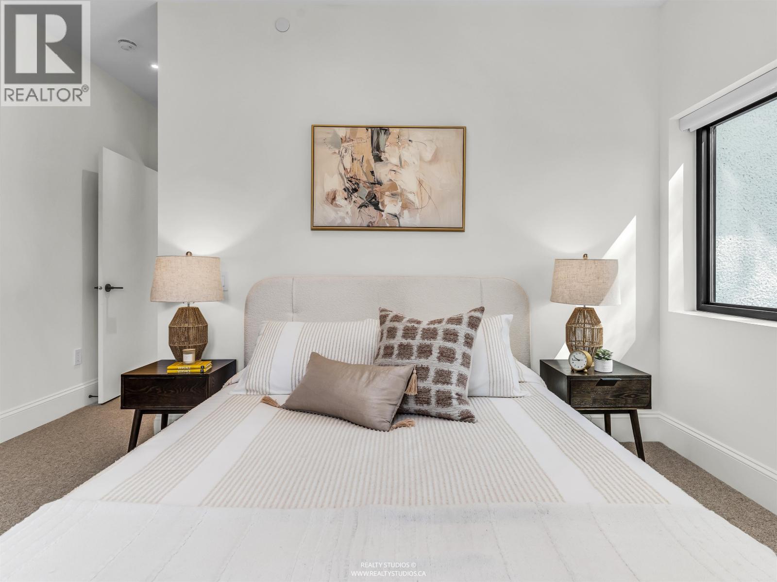 3 4088 MAPLE CRESCENT, Vancouver