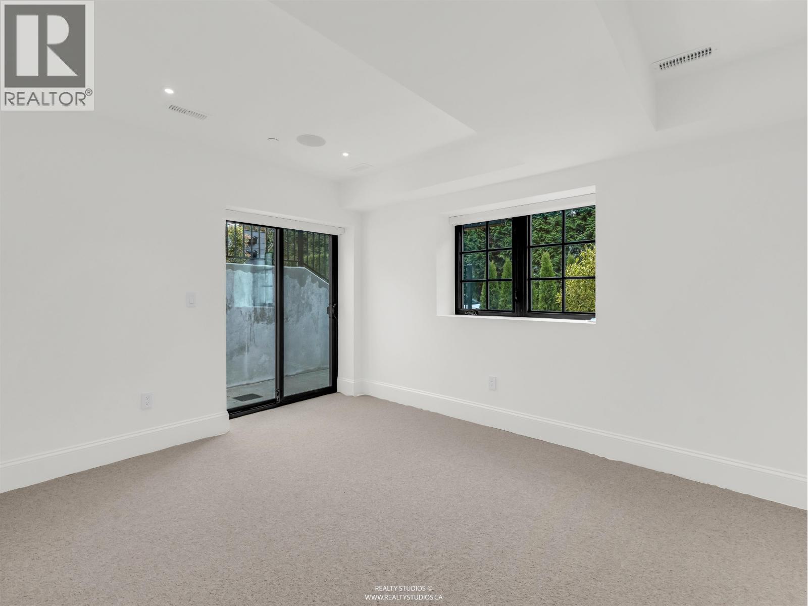 3 4088 MAPLE CRESCENT, Vancouver