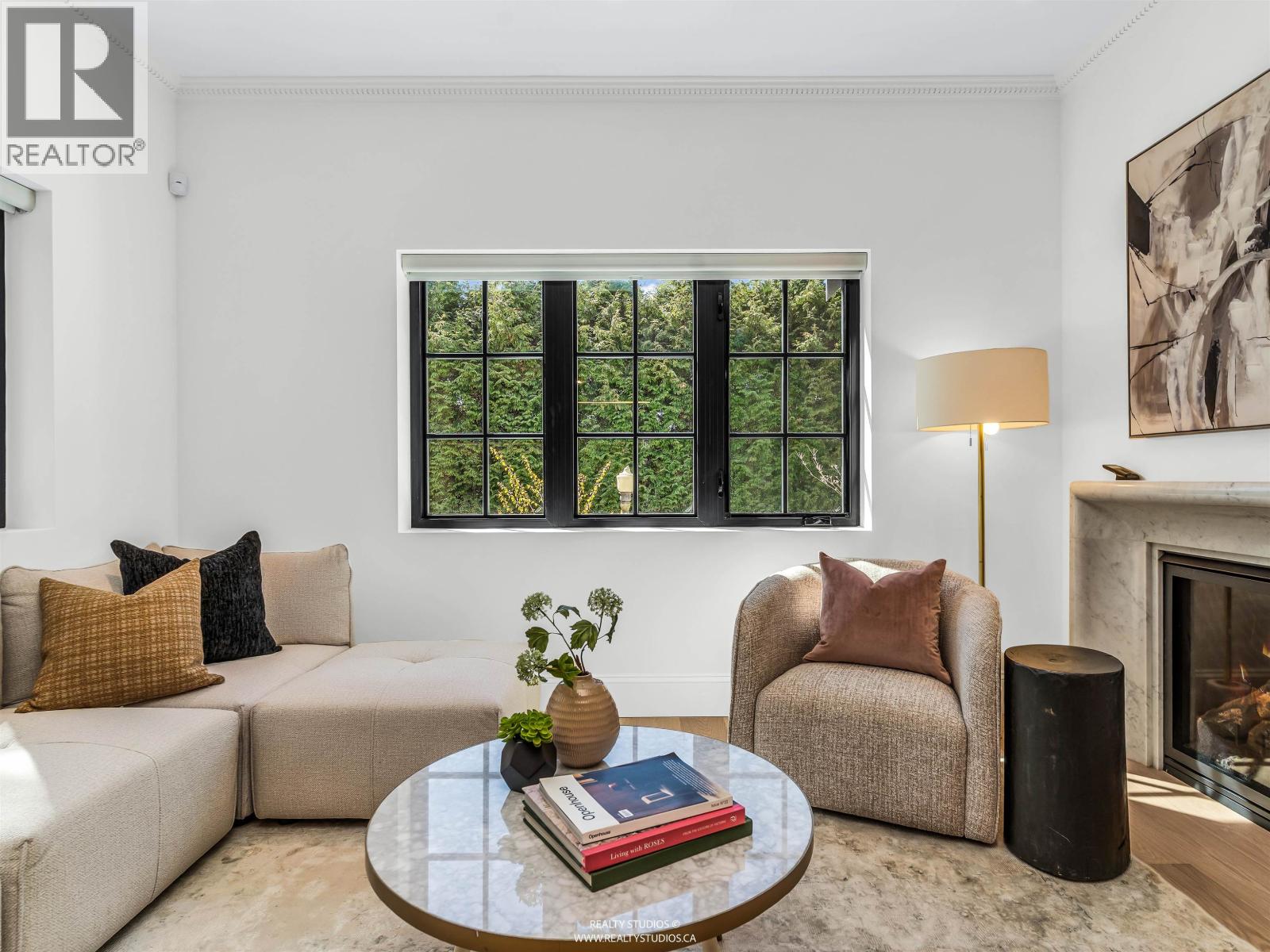 3 4088 MAPLE CRESCENT, Vancouver