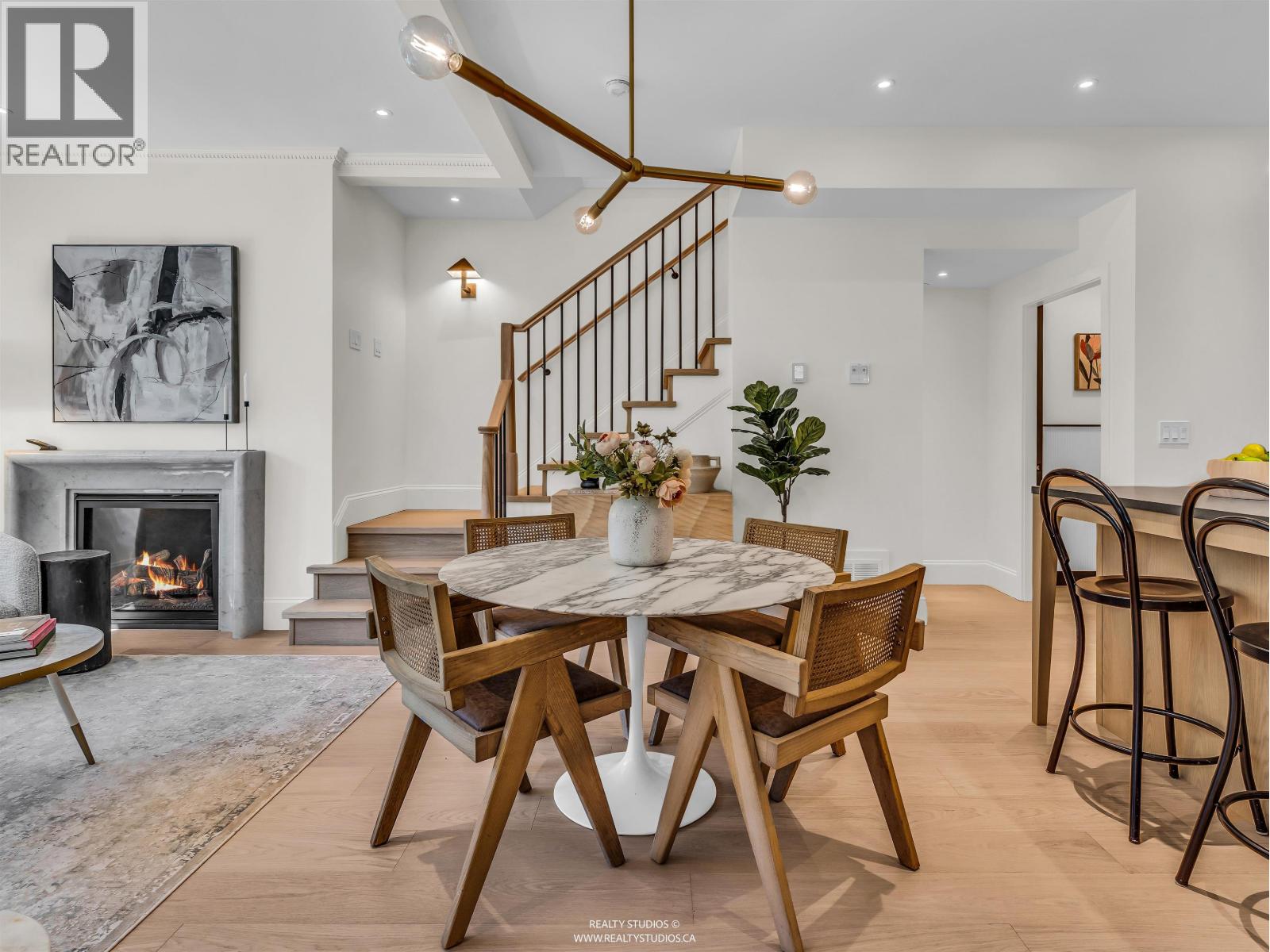 3 4088 MAPLE CRESCENT, Vancouver