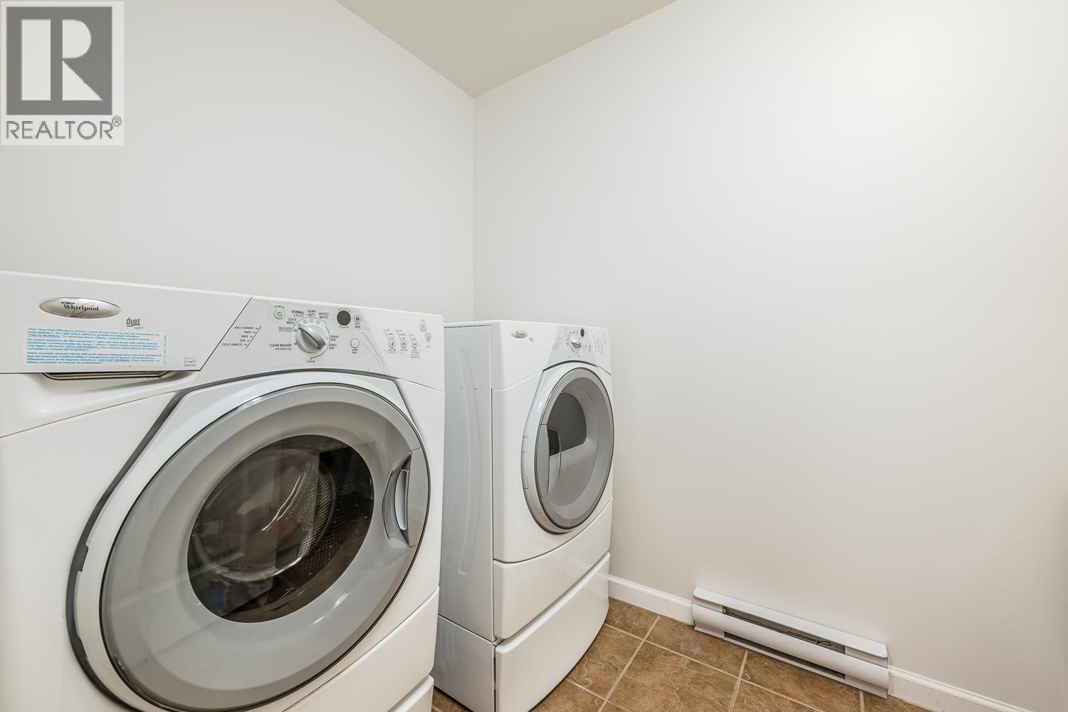 35 40632 GOVERNMENT ROAD, Squamish