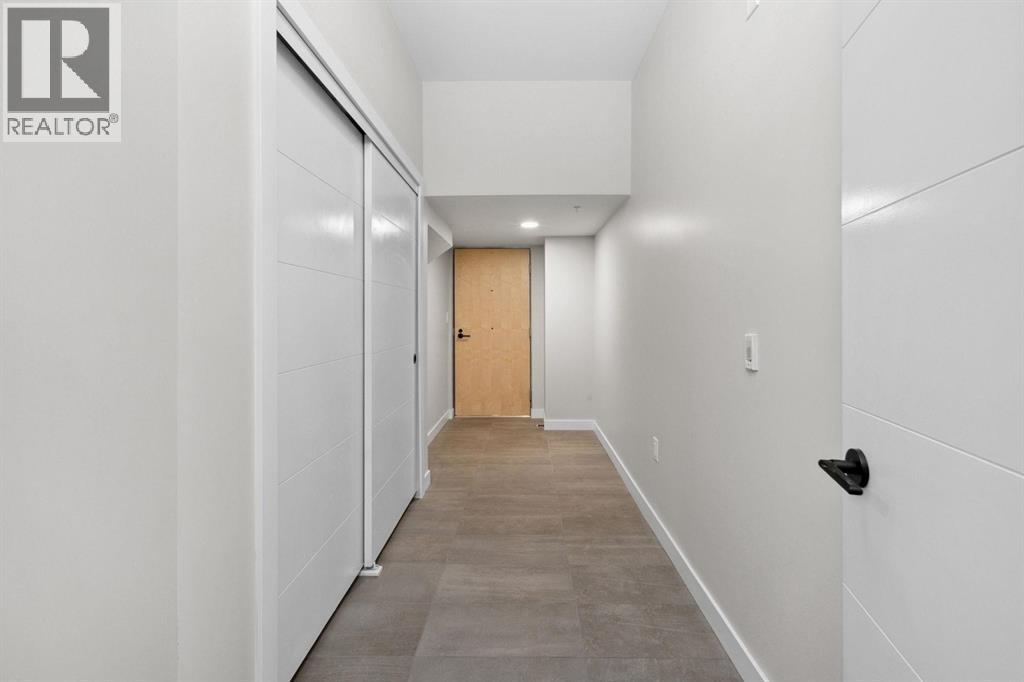 2512 FRASER STREET, Vancouver