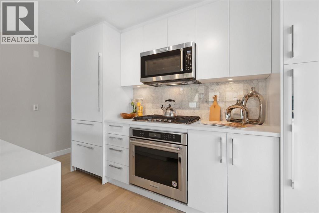 2512 FRASER STREET, Vancouver