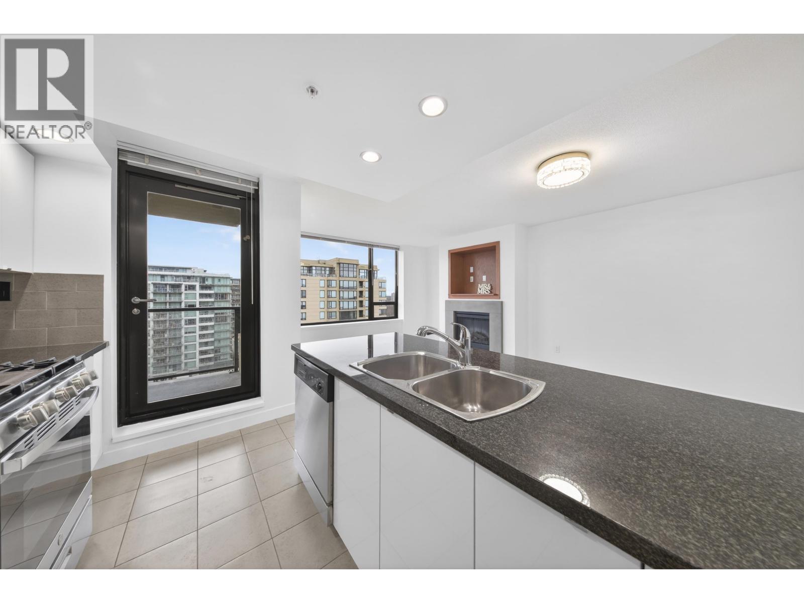 1601 9180 HEMLOCK DRIVE, Richmond