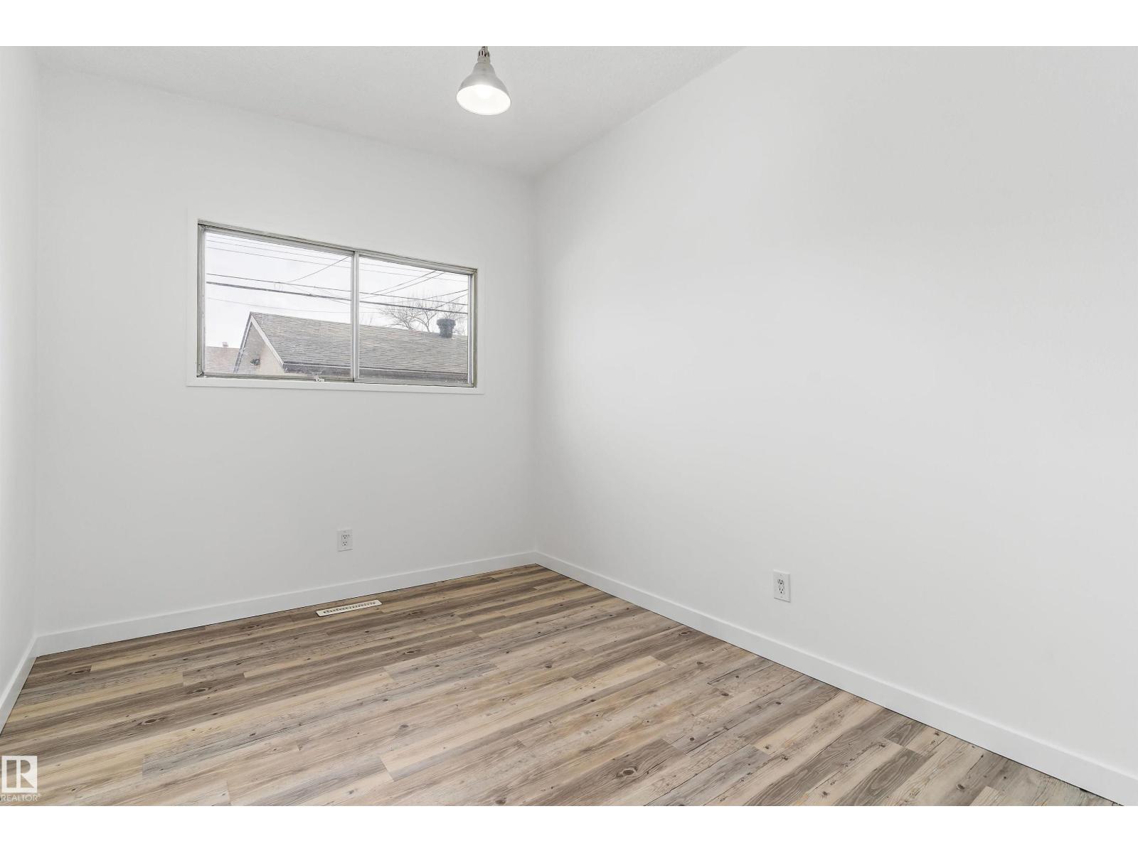 6103-6105 97A AV NW, Edmonton