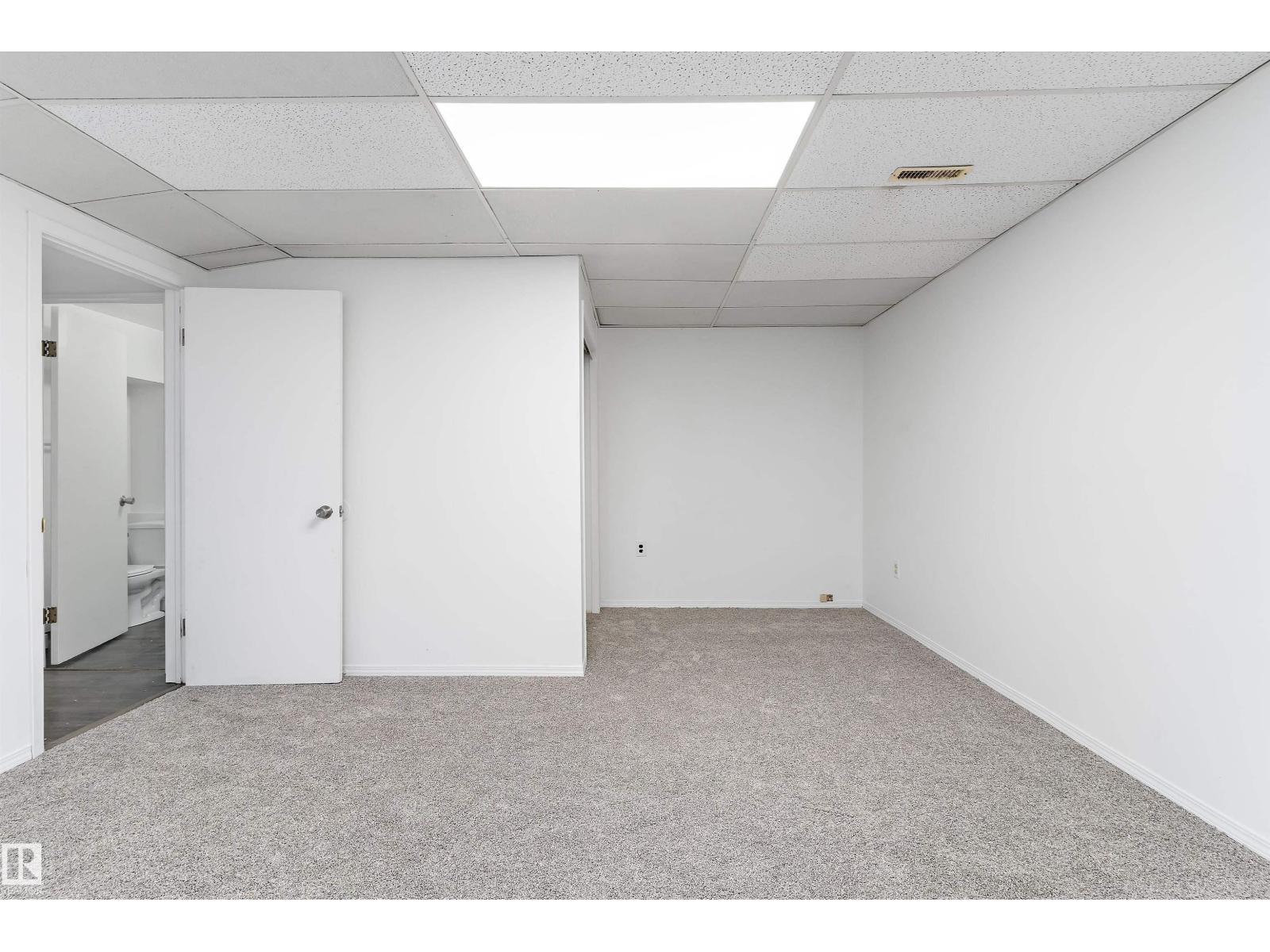 6103-6105 97A AV NW - 20