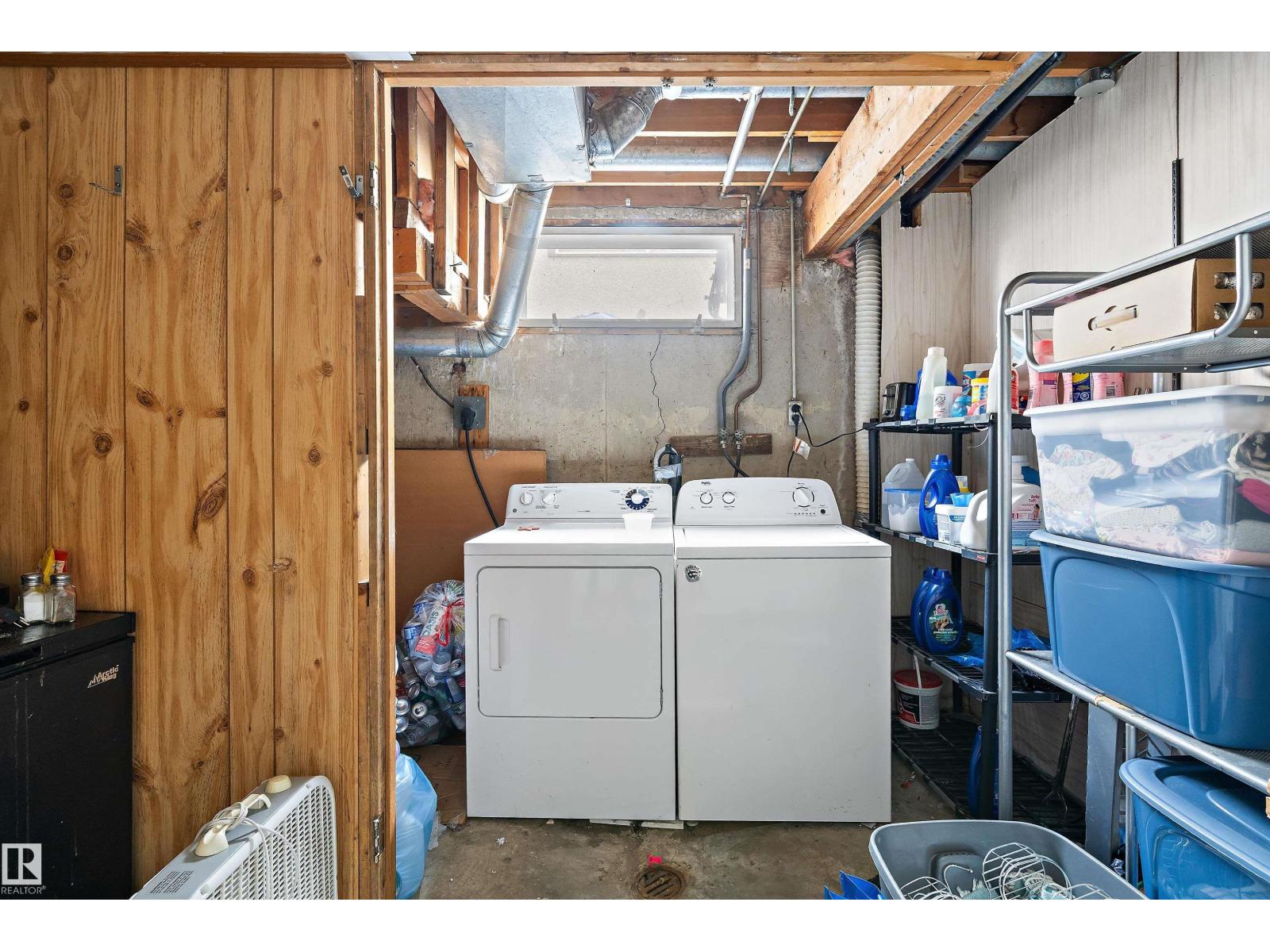 6103-6105 97A AV NW, Edmonton