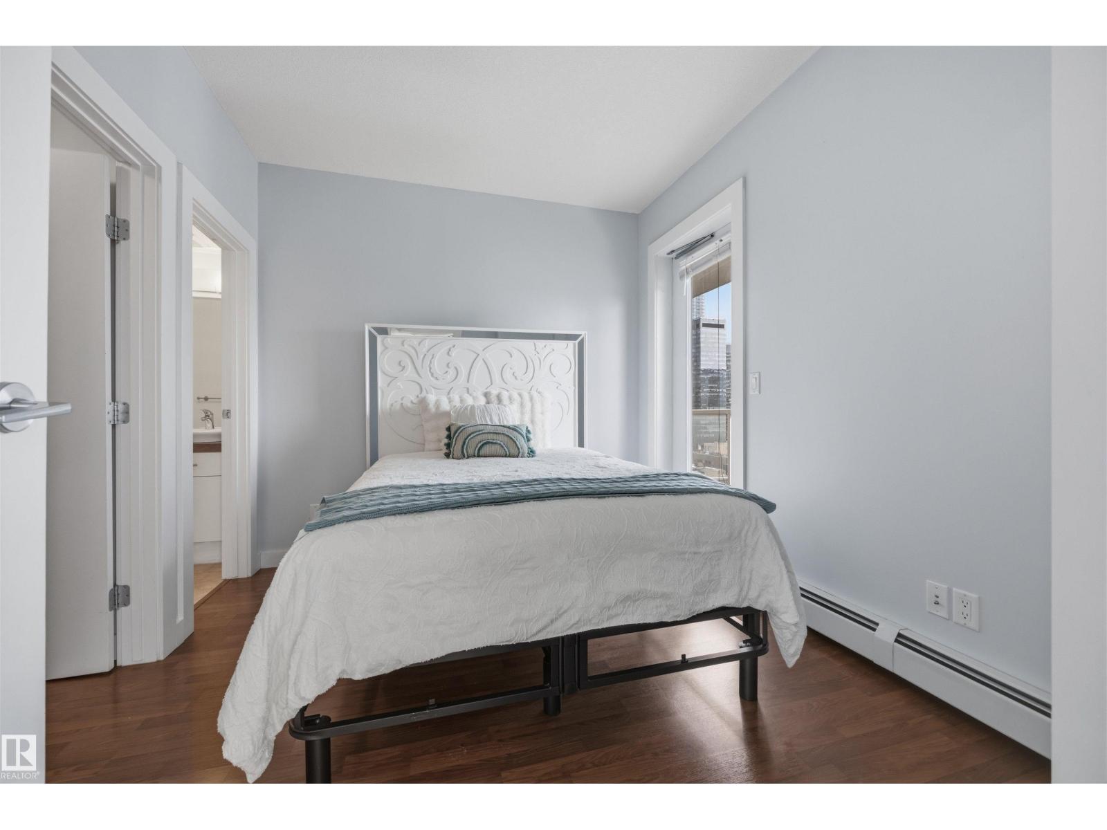 #1403 10136 104 ST NW, Edmonton