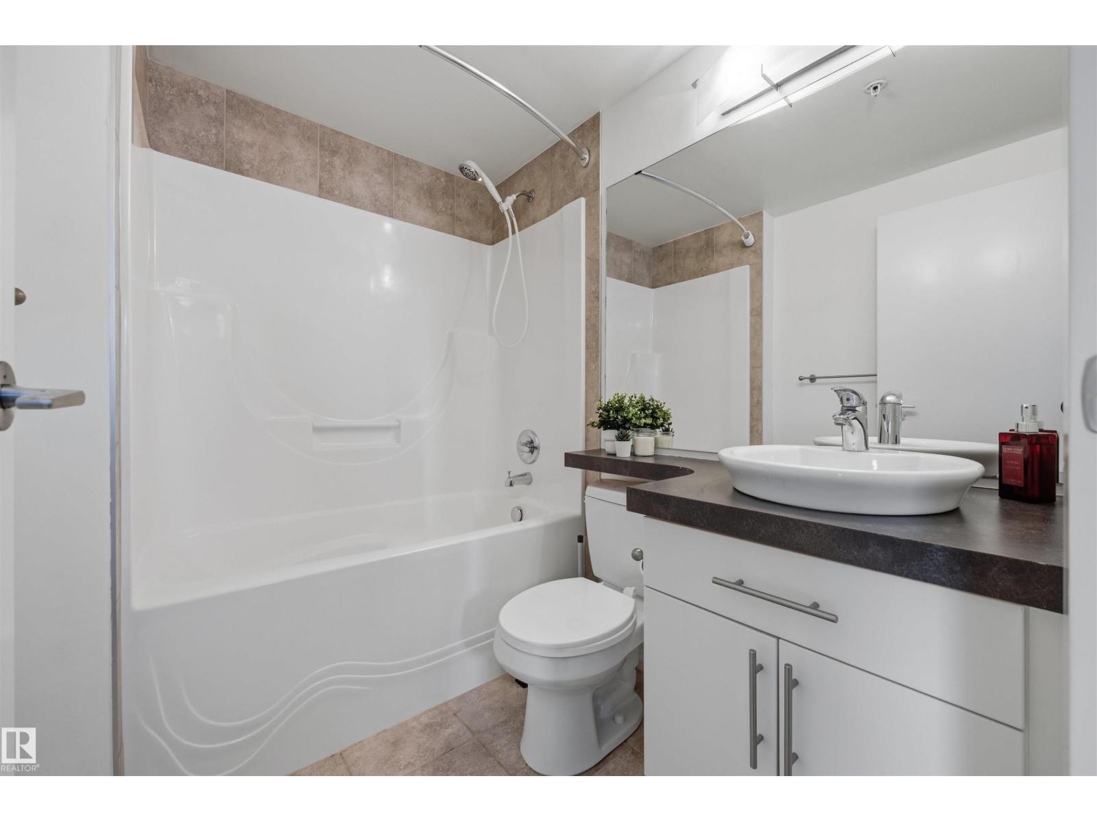 #1403 10136 104 ST NW, Edmonton