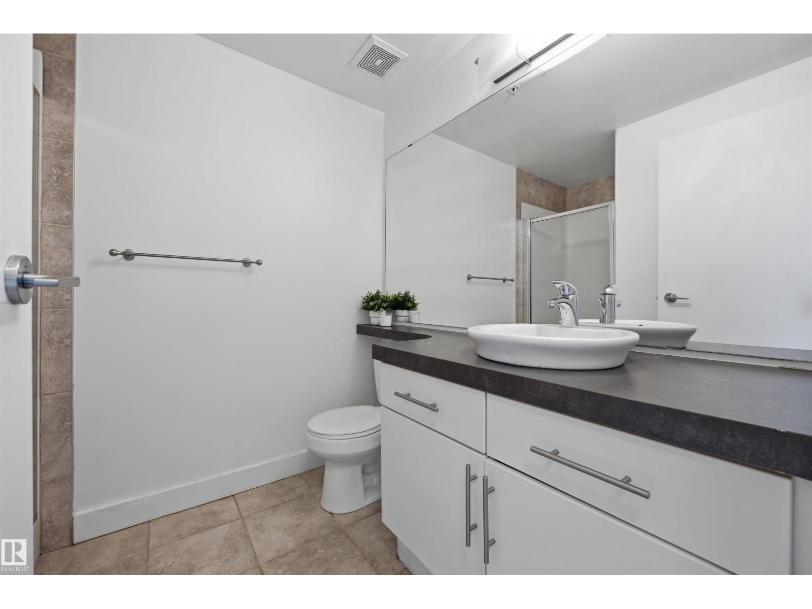 #1403 10136 104 ST NW, Edmonton