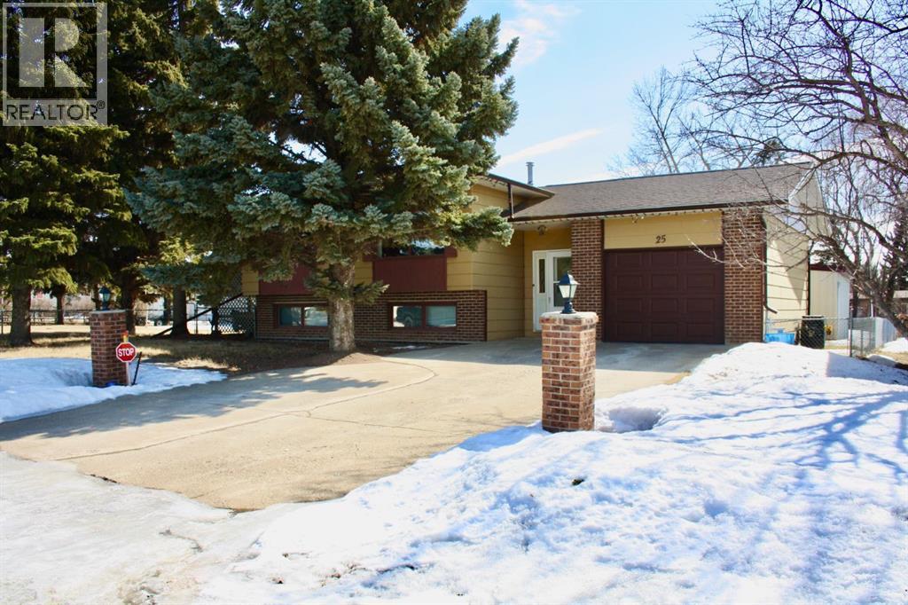 #25 4th Avenue E