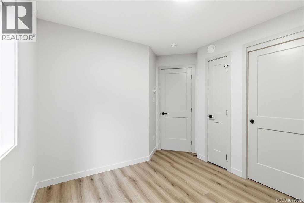 #1 1789 Emerson St - 17