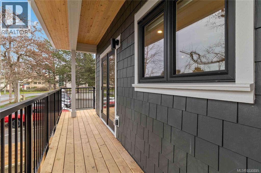 #4 1789 EMERSON ST - 6