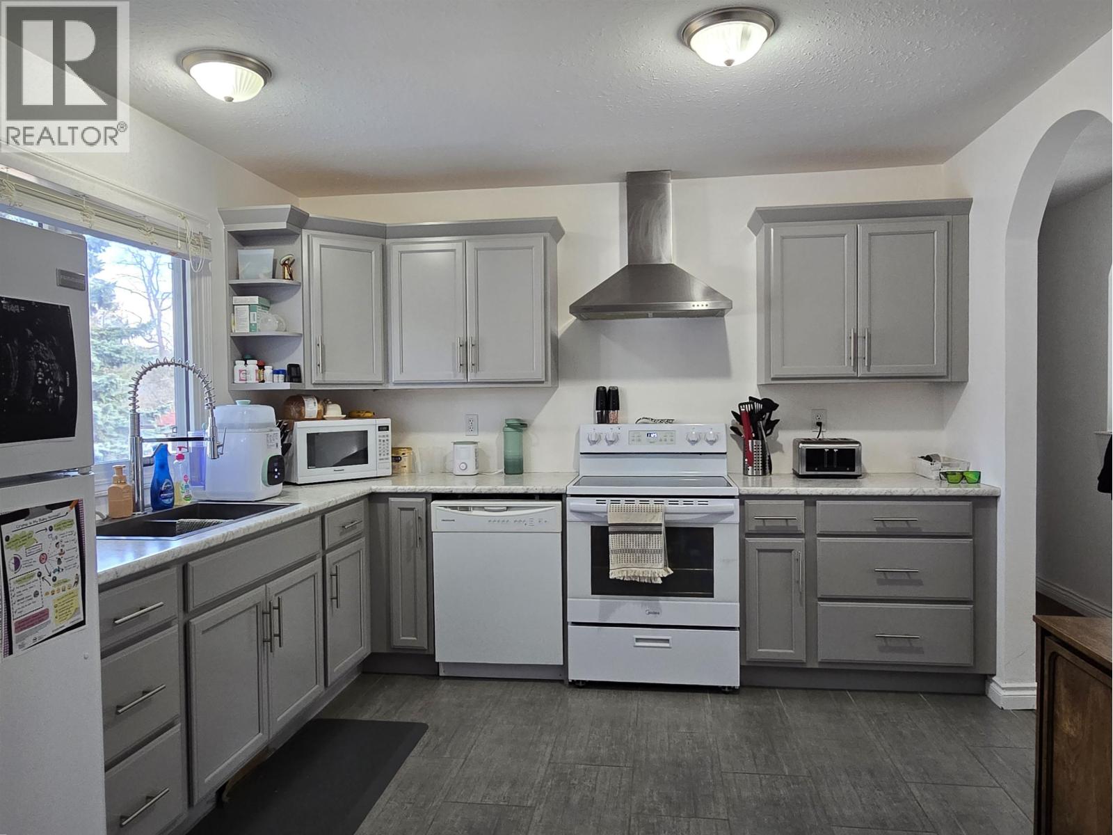 4336 FLYNN AVENUE - 5