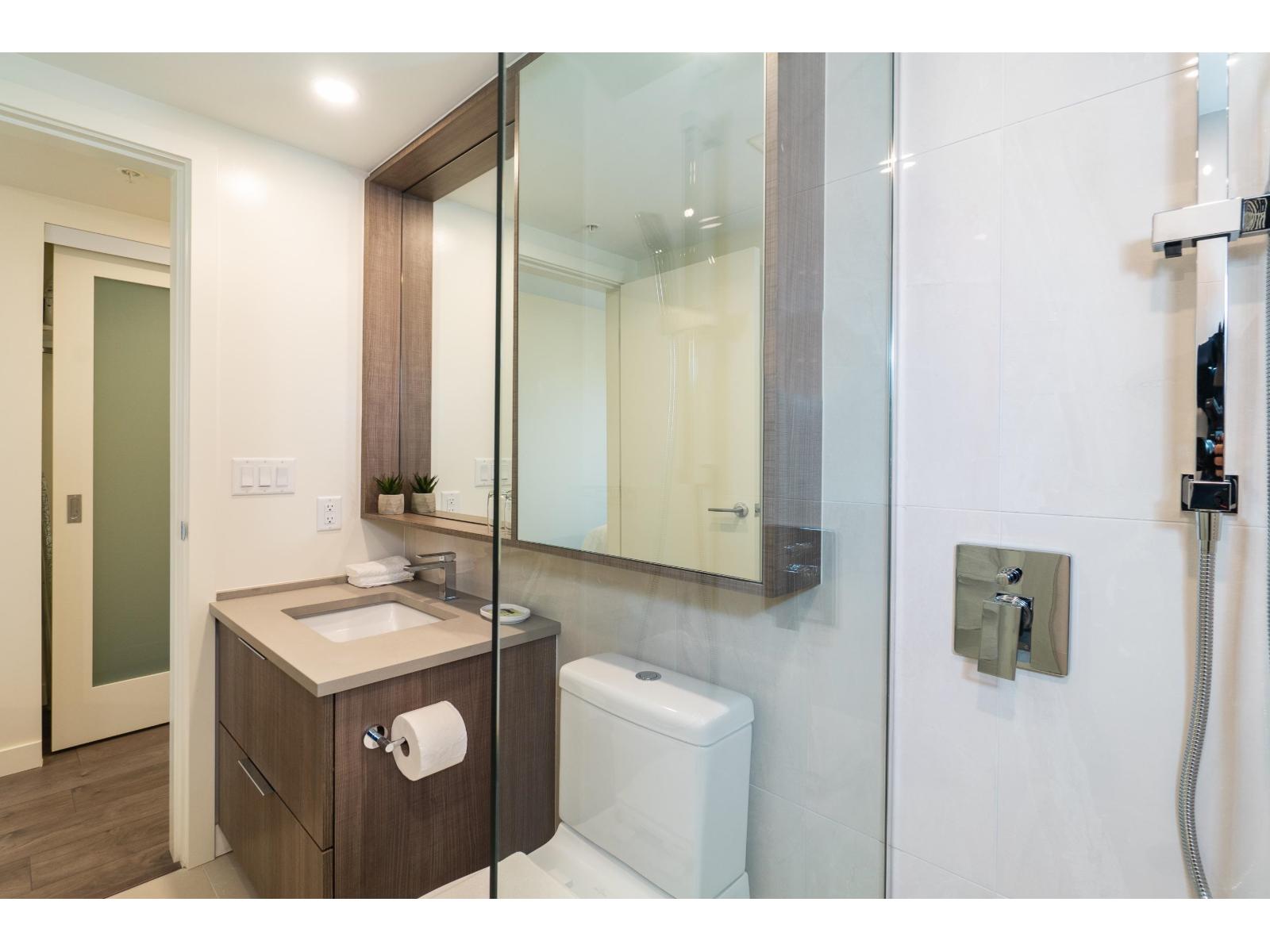 1703 13318 104 AVENUE, Surrey