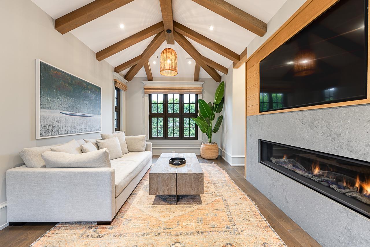 18256 21A AVENUE, Surrey