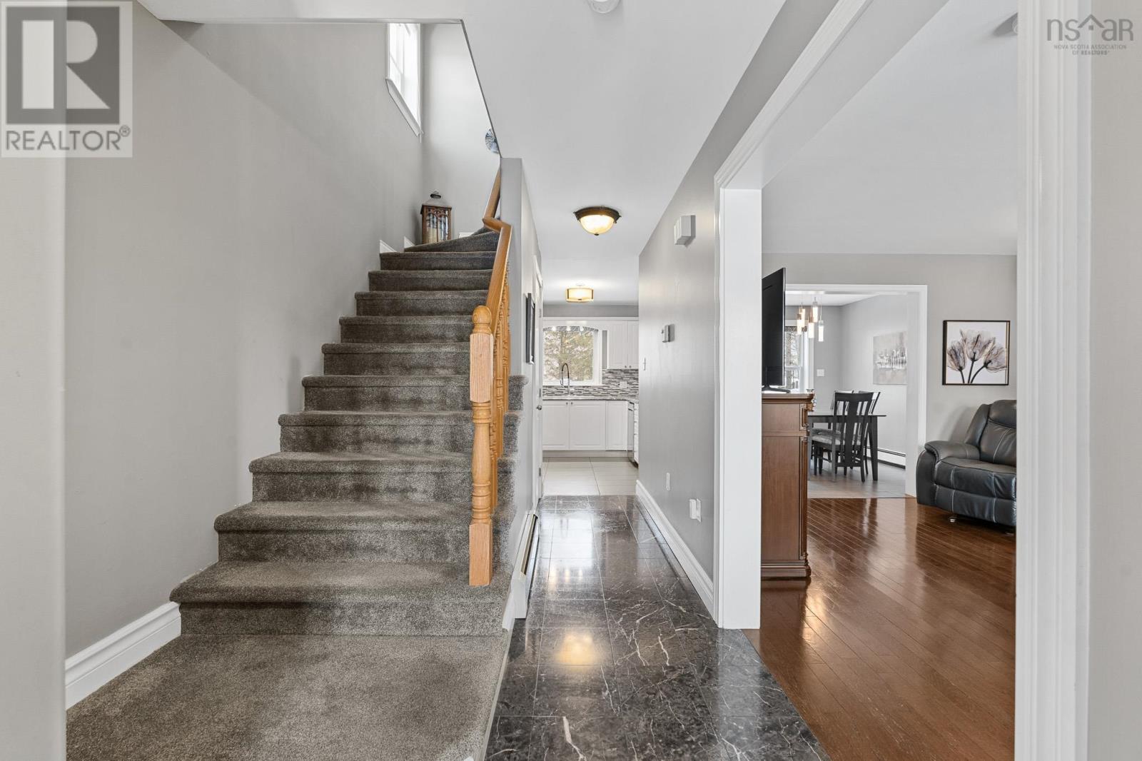 Property 24 of 39 of 25 Aster Court