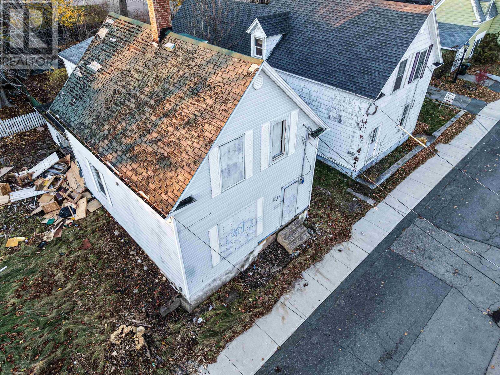 Property 7 of 8 of 72 Pleasant Street