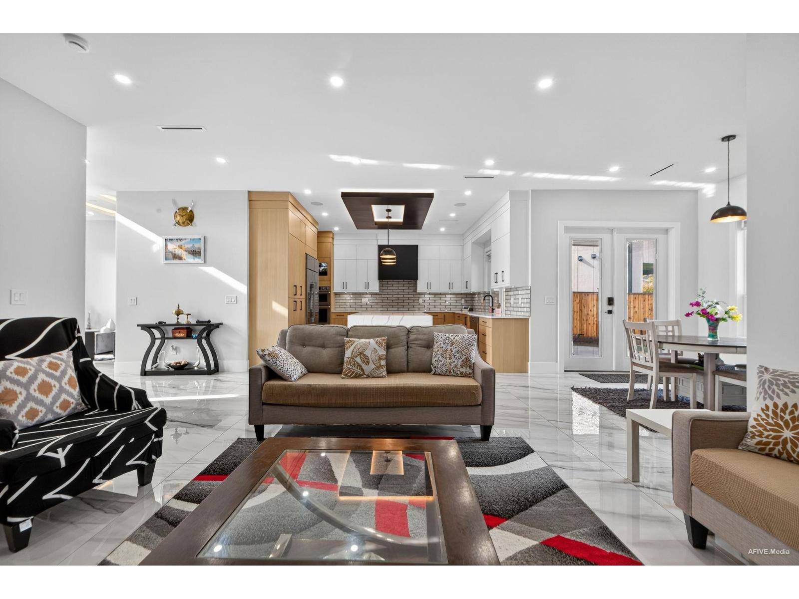 15363 94 AVENUE, Surrey