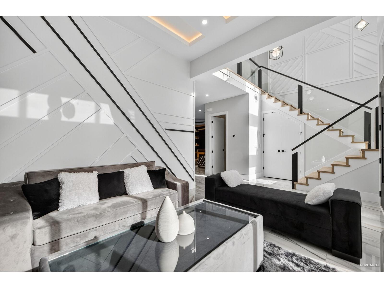 15363 94 AVENUE, Surrey