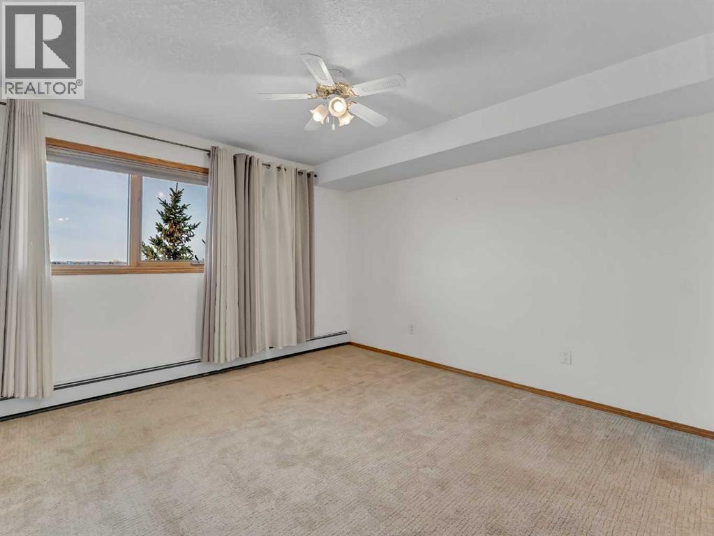 
          1535 Southview Drive Southeast
            <br/>
            <span>Medicine Hat</span>
            , 
            <span>AB</span>
             <span>T1B4H8</span>
         - Photo 23