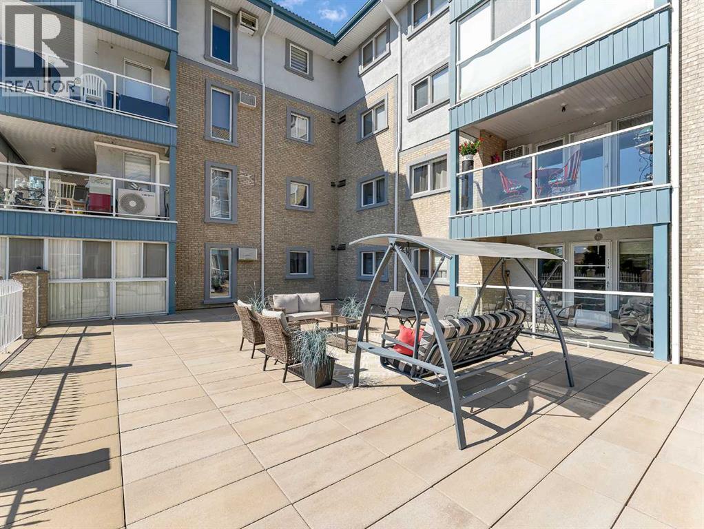 
          1535 Southview Drive Southeast
            <br/>
            <span>Medicine Hat</span>
            , 
            <span>AB</span>
             <span>T1B4H8</span>
         - Photo 47