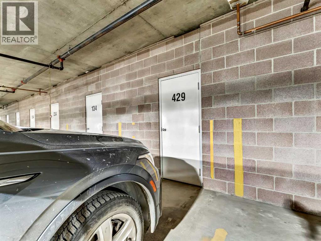 
          1535 Southview Drive Southeast
            <br/>
            <span>Medicine Hat</span>
            , 
            <span>AB</span>
             <span>T1B4H8</span>
         - Photo 34