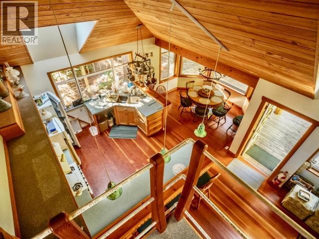2777 CEDAR WAY, Savary Island