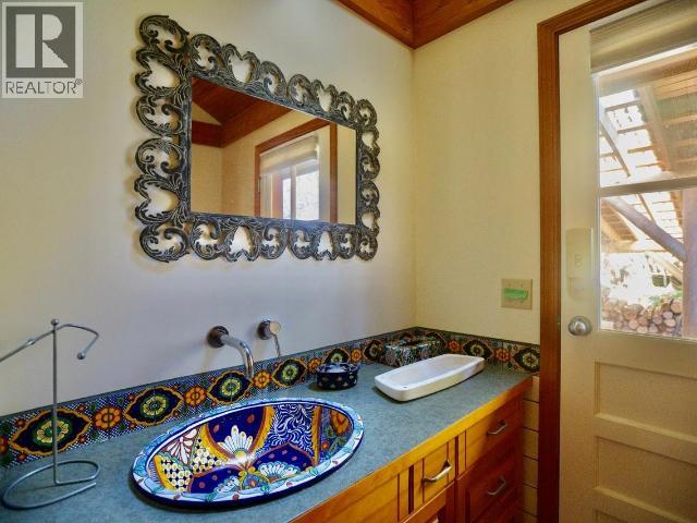 2777 CEDAR WAY, Savary Island