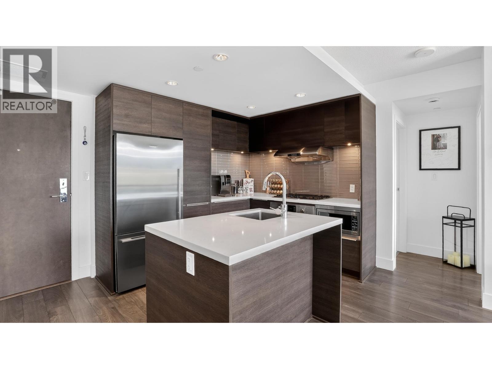 1401 1550 FERN STREET, North Vancouver