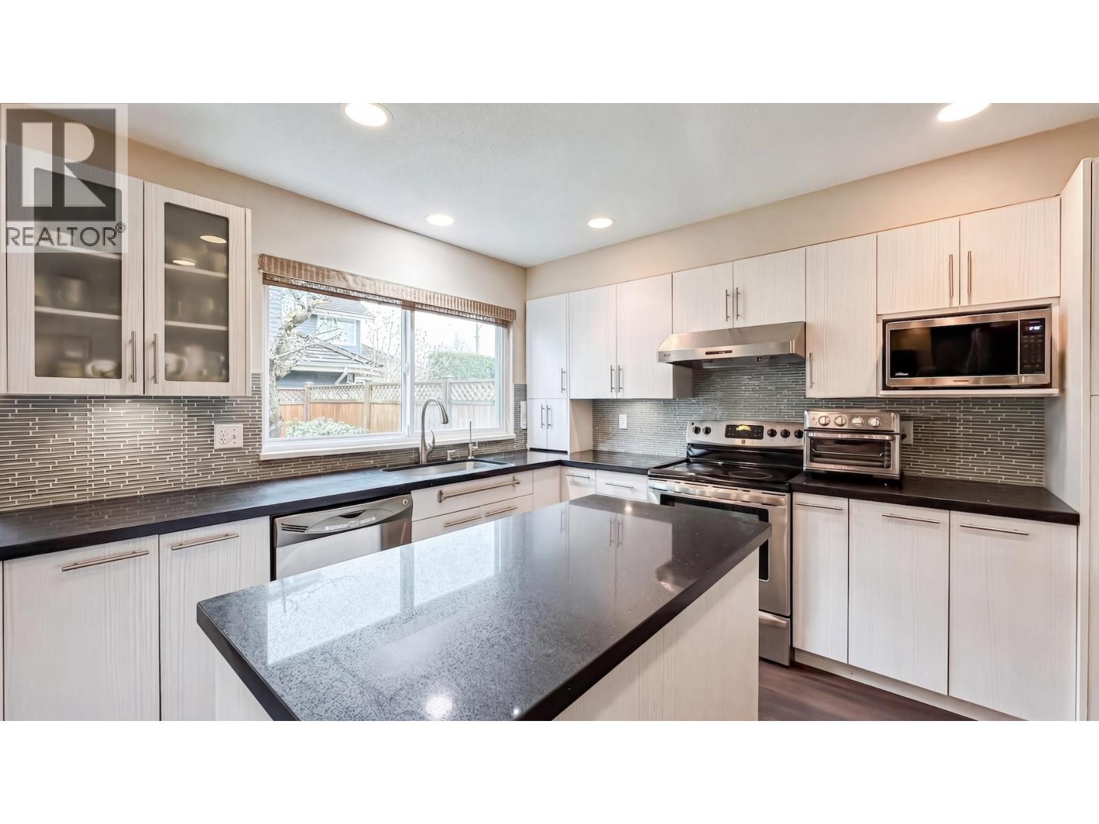 5520 WALLACE ROAD, Richmond