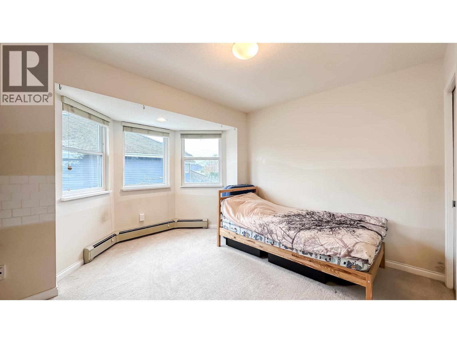 5520 WALLACE ROAD, Richmond