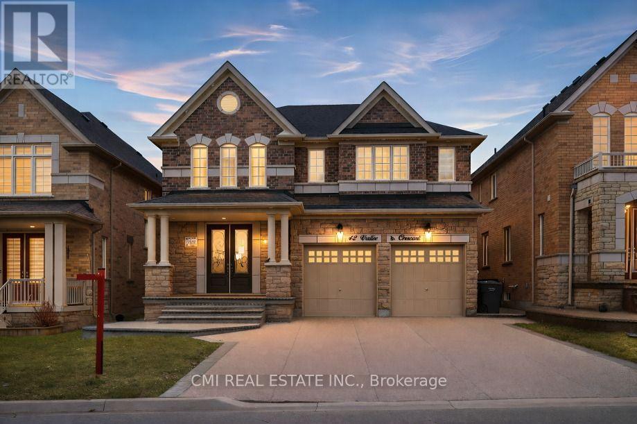 42 VALLEYBROOK CRESCENT - 1
