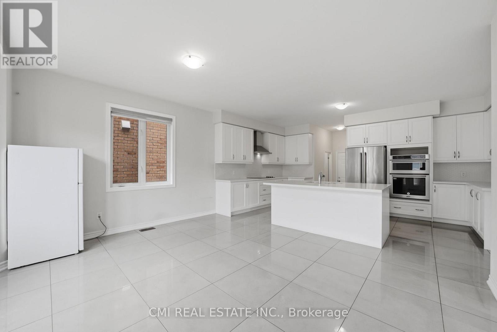 42 VALLEYBROOK CRESCENT - 10