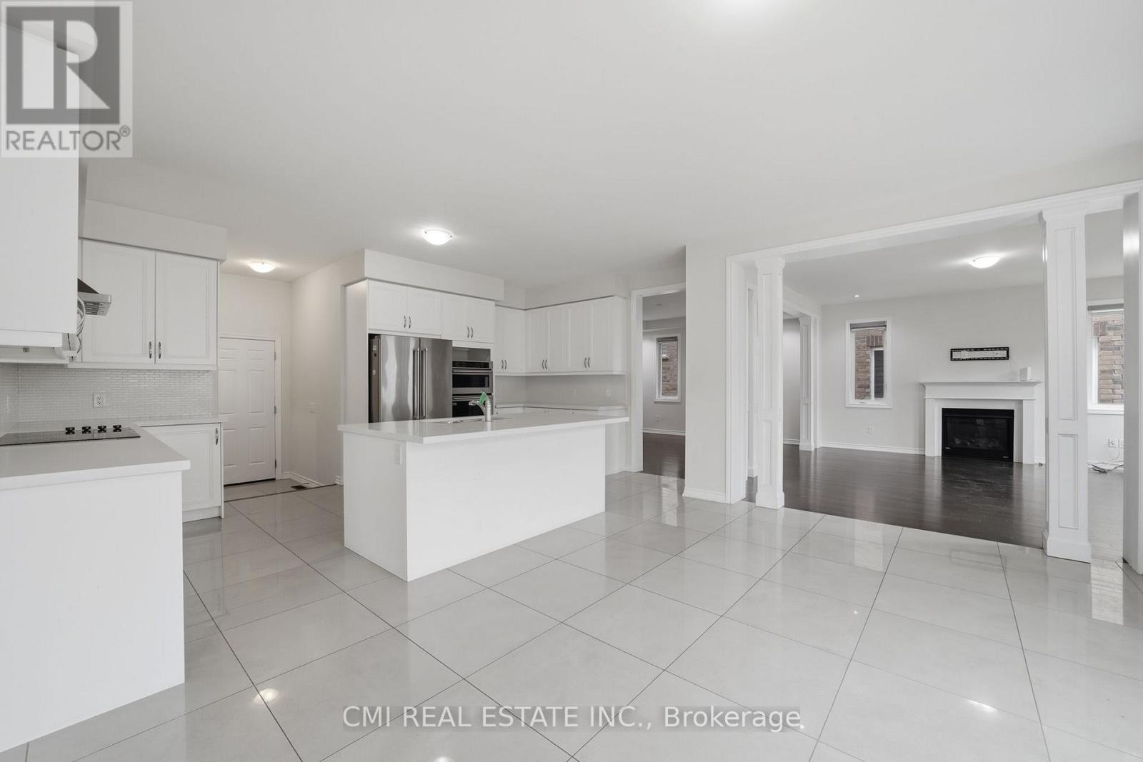 42 VALLEYBROOK CRESCENT - 11