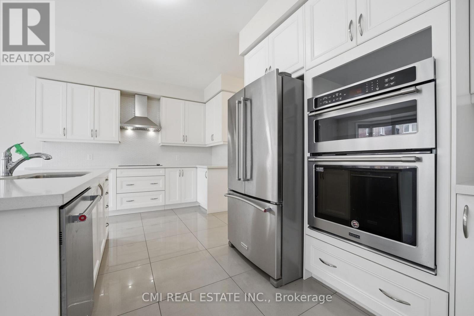 42 VALLEYBROOK CRESCENT - 16