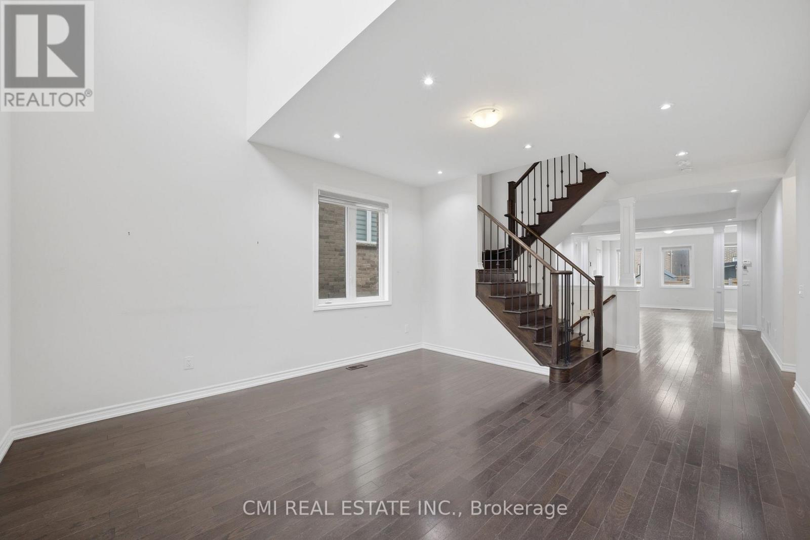 42 VALLEYBROOK CRESCENT - 17